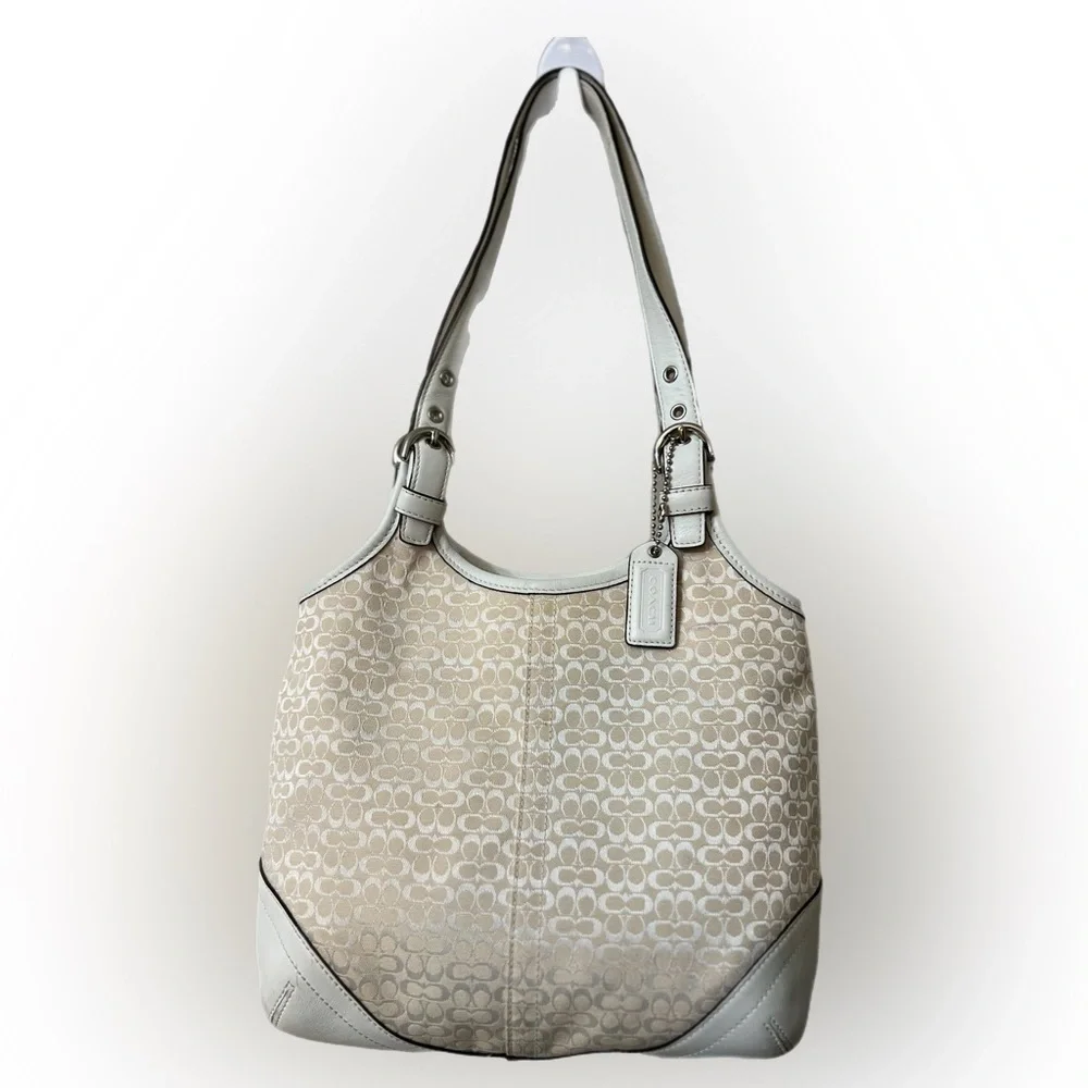 Coach Vintage Soho Sm Signature Logo & Leather 7025